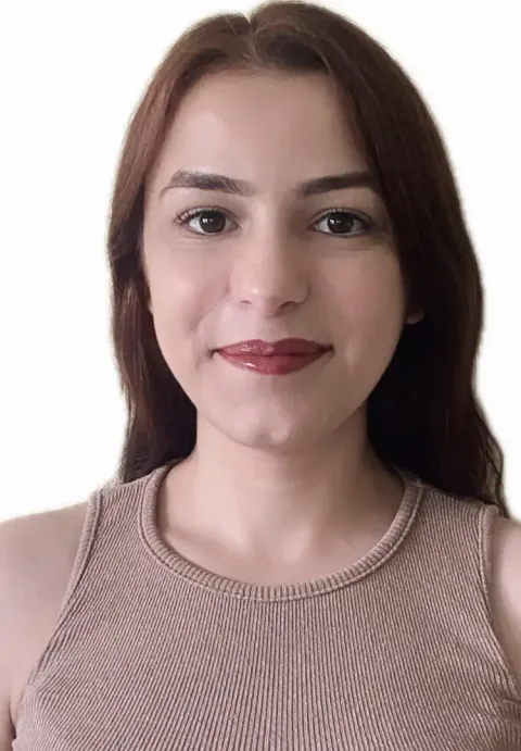 Klinik Psikolog Aslıhan Şenay’ın portre fotoğrafı