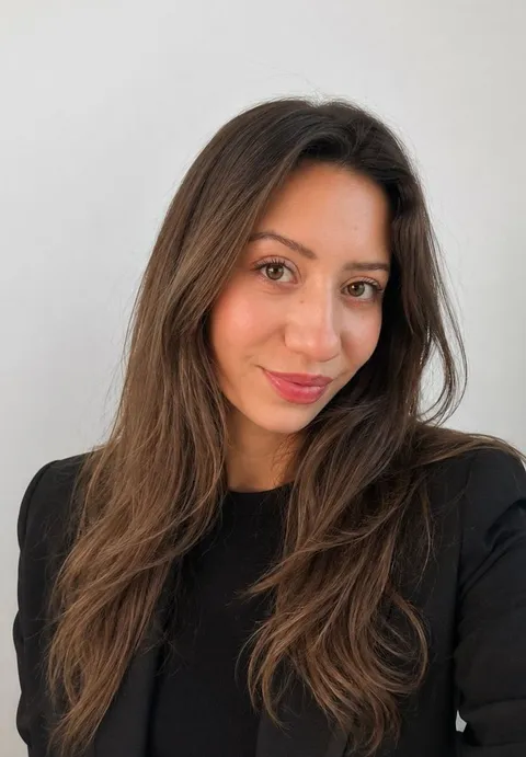 Psikolog İrem Özkan’ın portre fotoğrafı